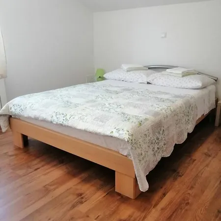 Dolac Apartment Krnica